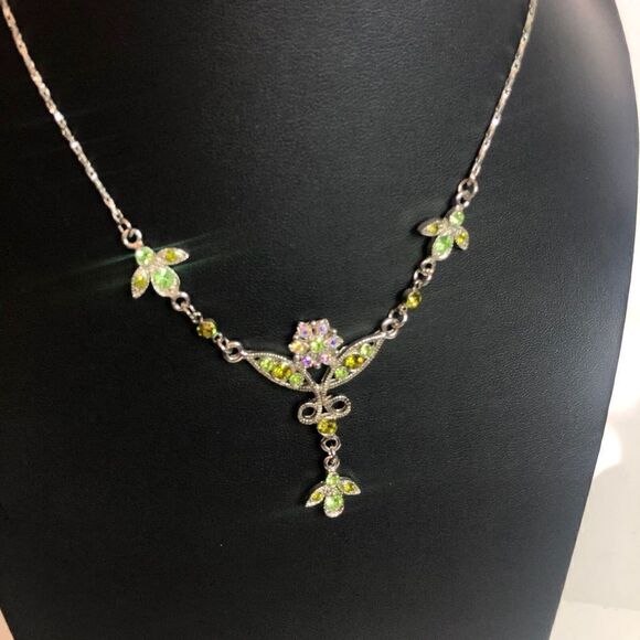 466 Premier Designs Green CZ romantic y-drop necklace 16"- 19" - Picture 1 of 2